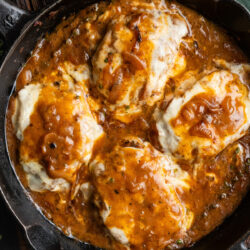 Dive into these mouth watering French Onion Pork Chops! All of the flavors of a classic French Onion soup in a savory main dish.